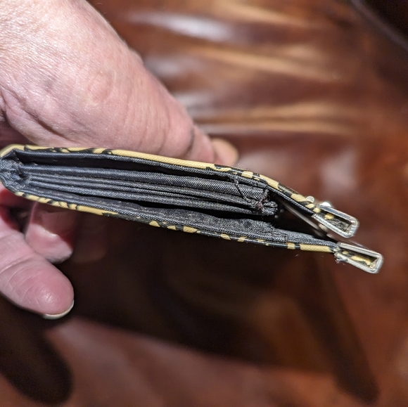 NWOT Patricia Nash Tri-Metallic womens card holder/Wallet - Picture 3 of 8